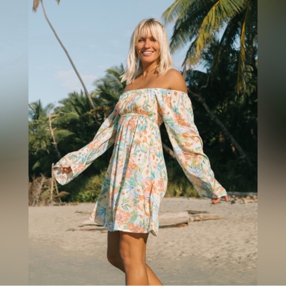 Billabong 🌴 Floral Tropical Mini Dress